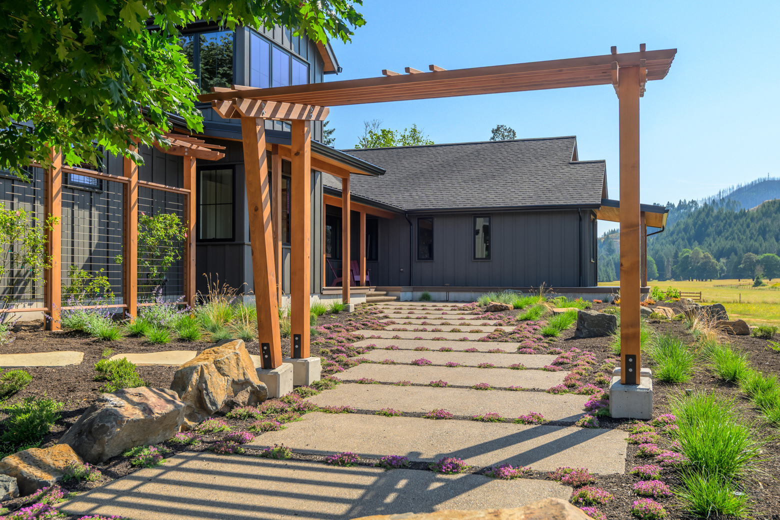 Whitewater trellis